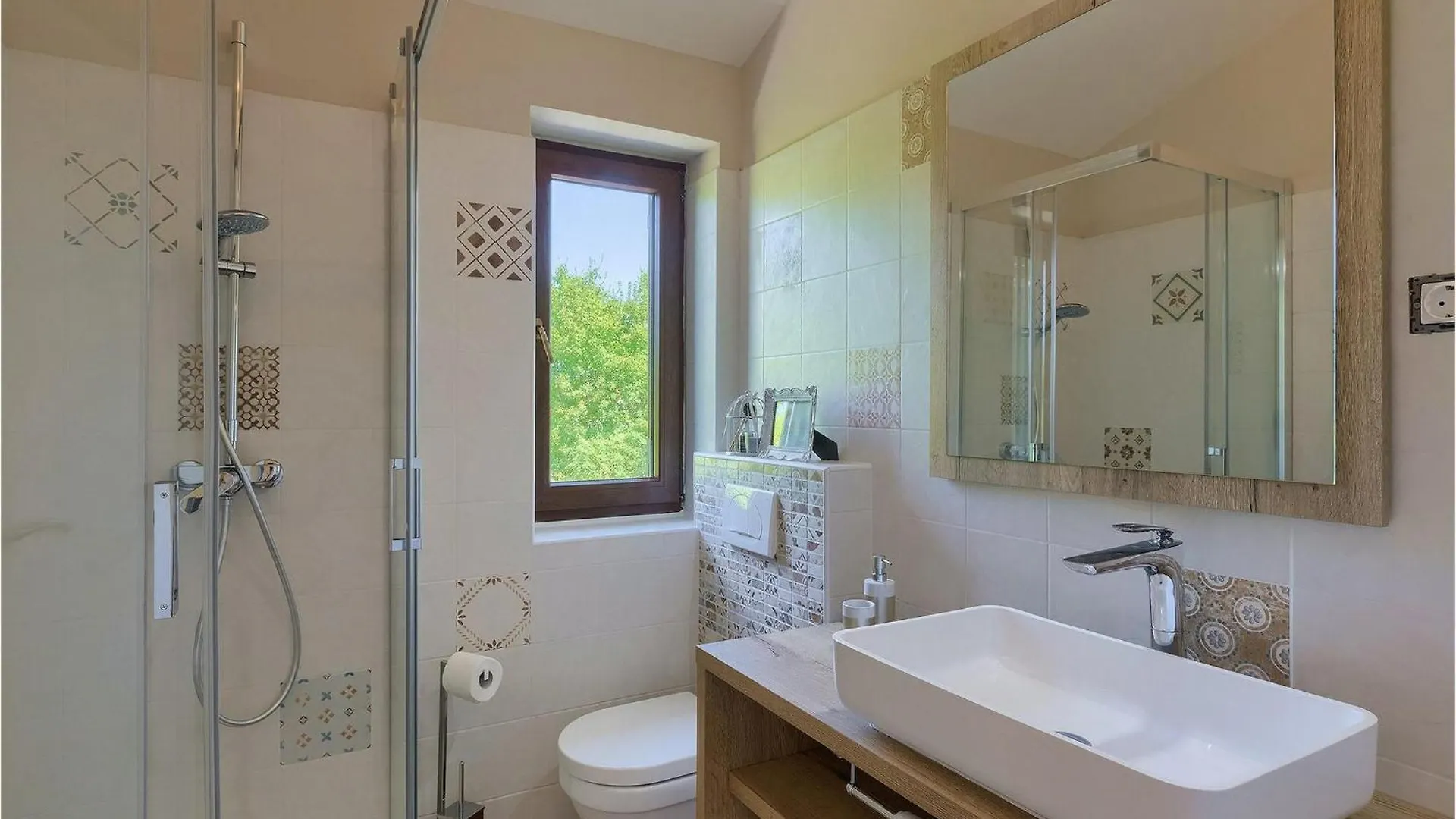 פורץ Villa Botanica Istria 0*,